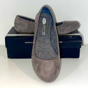 DR SCHOLL’S GREY FAUX SUEDE MEMORY FOAM COOL FIT BALLET FLATS, WOMANS SIZE 10W